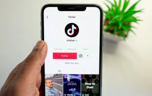 Mengganti Username TikTok