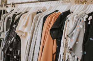 Perbedaan Antara Thrift Dan Preloved